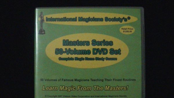 COMPLETE  MAGIC  COURSE    (50 VOLUMES)