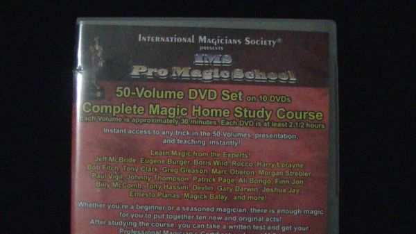 COMPLETE  MAGIC  COURSE    (50 VOLUMES)